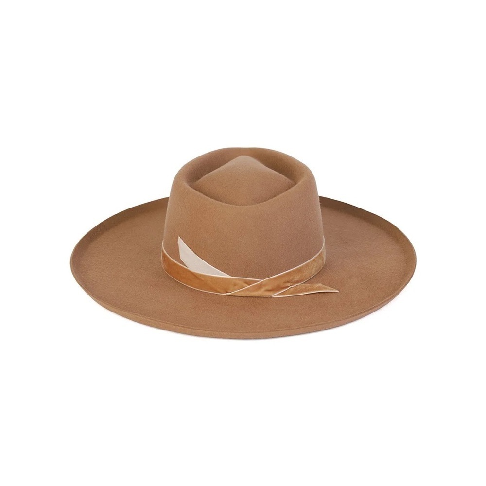 Lack of color Val hat new wtags small flaws